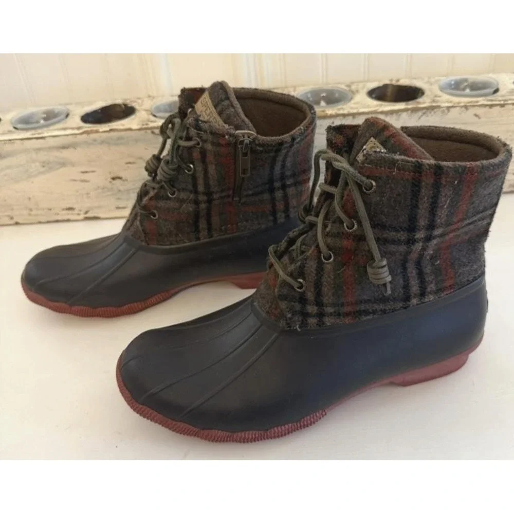 Sperry Duck Boots Womens Size‎ 9.5 Plaid Wool Saltwater Gray Waterproof STS95922